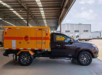 安陆爆破器材运输车